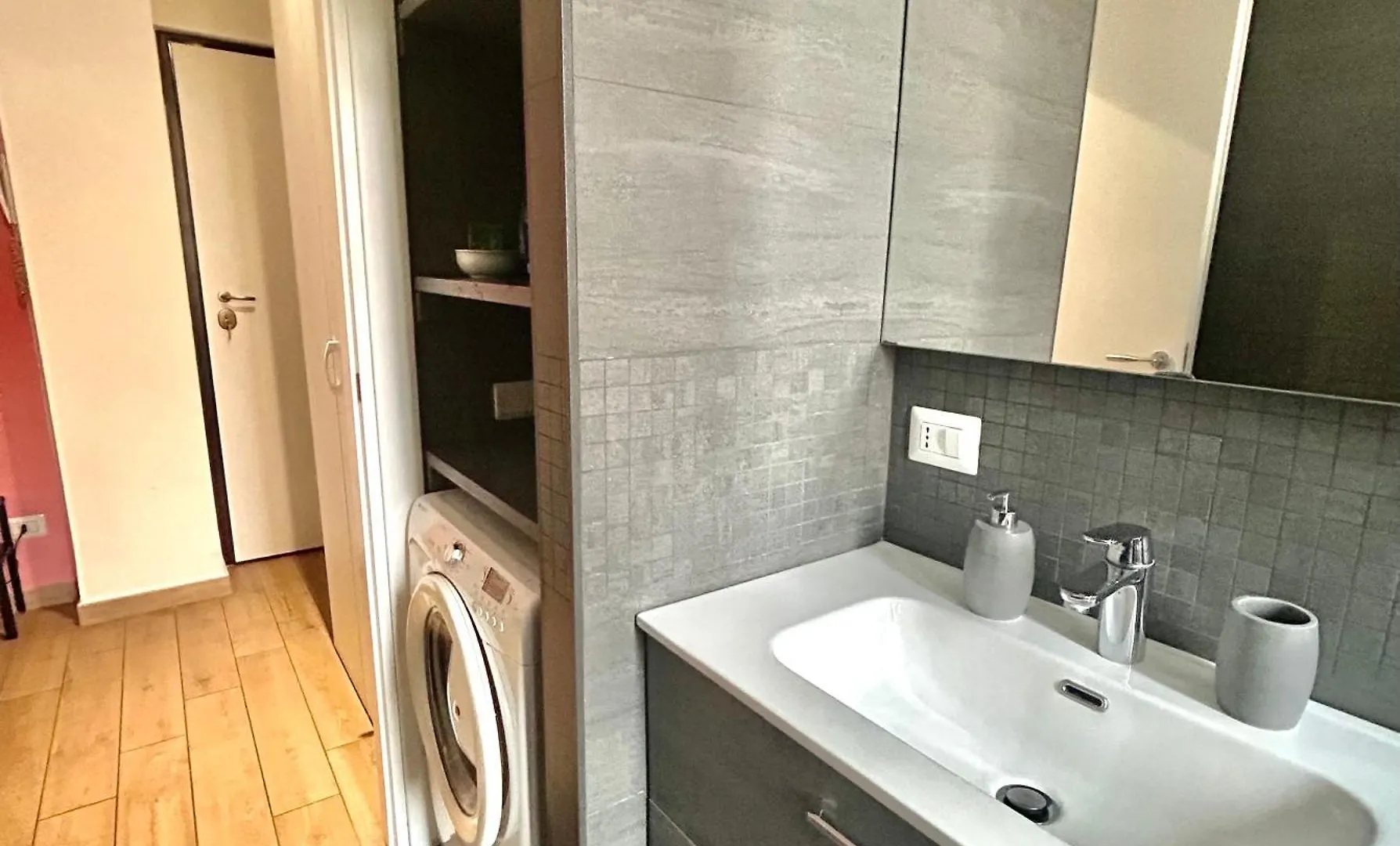 Apartment Fully Equipped Design Studio In San Siro Milan Italy